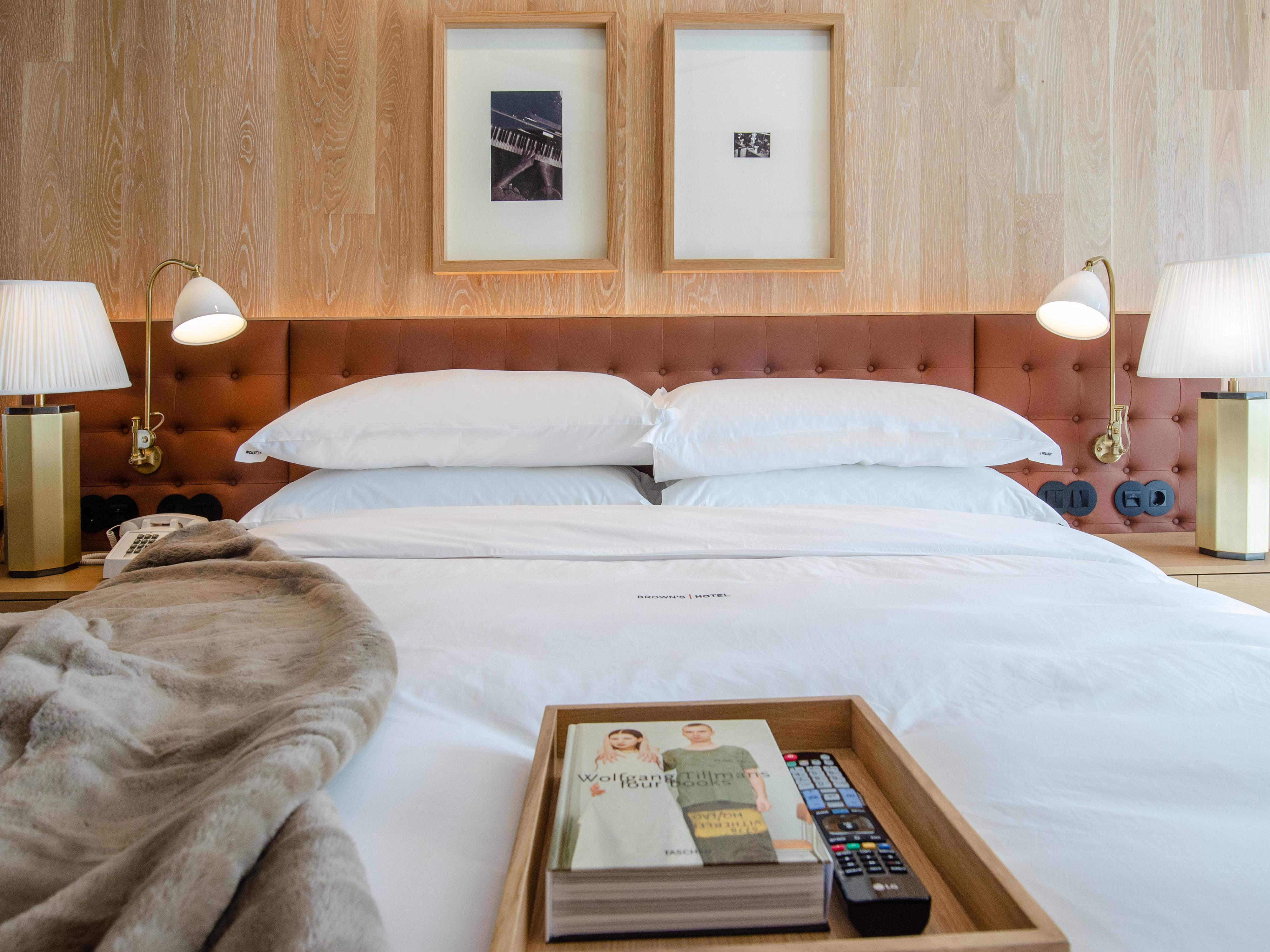 Browns Avenue Hotel Lisbon Luaran gambar A bedroom at the hotel