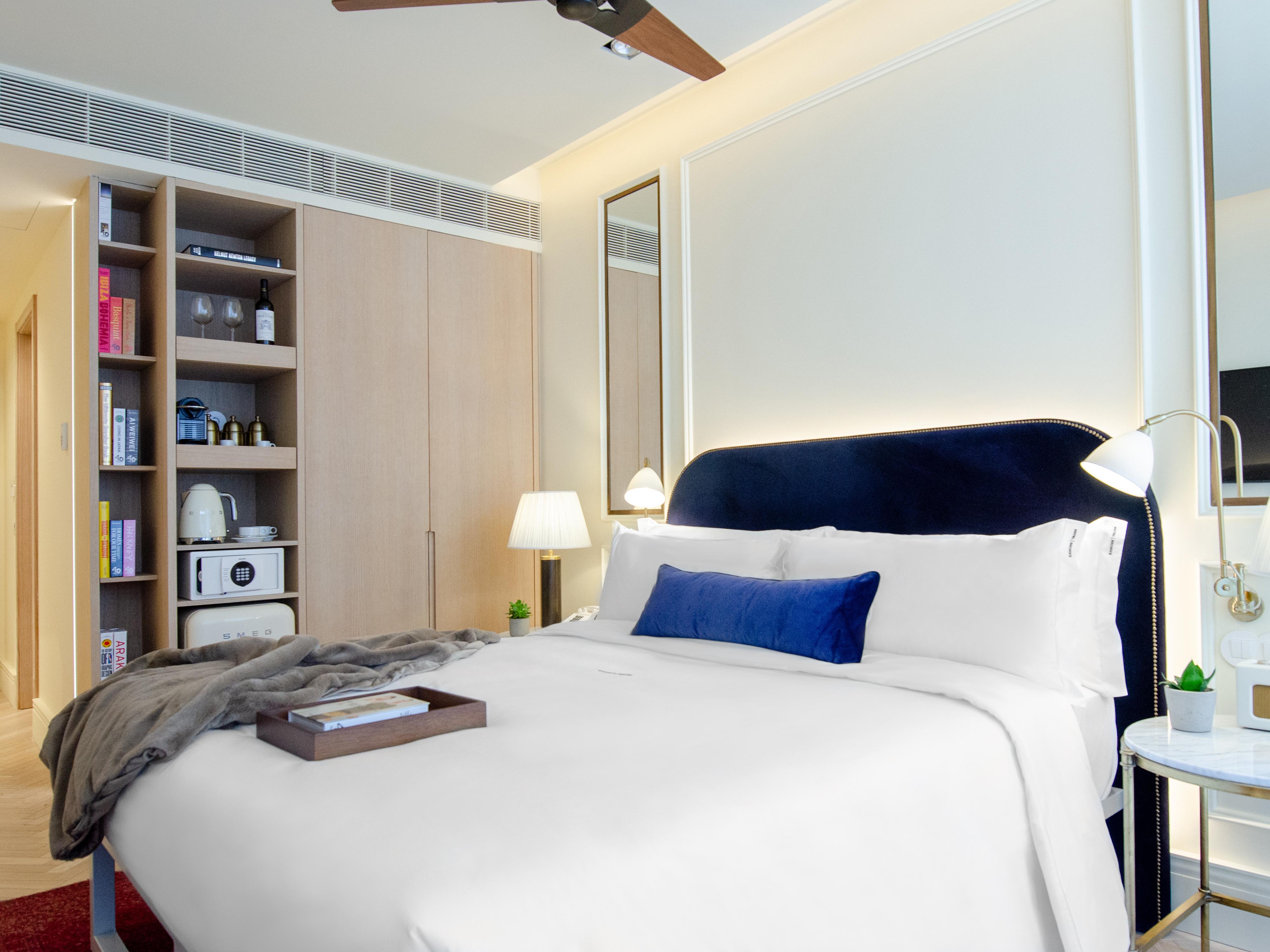 Browns Avenue Hotel Lisbon Luaran gambar A bedroom at the hotel