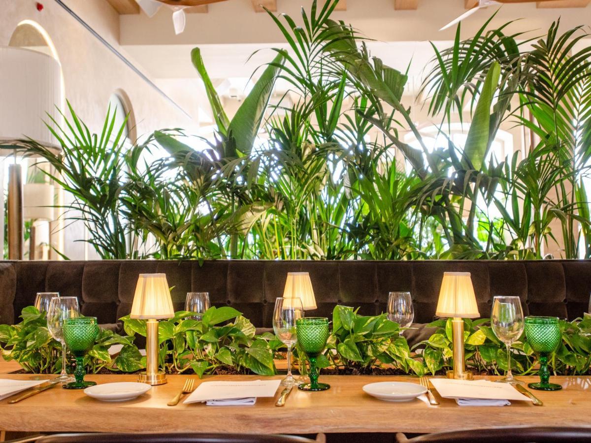 Browns Avenue Hotel Lisbon Luaran gambar Interior of the restaurant